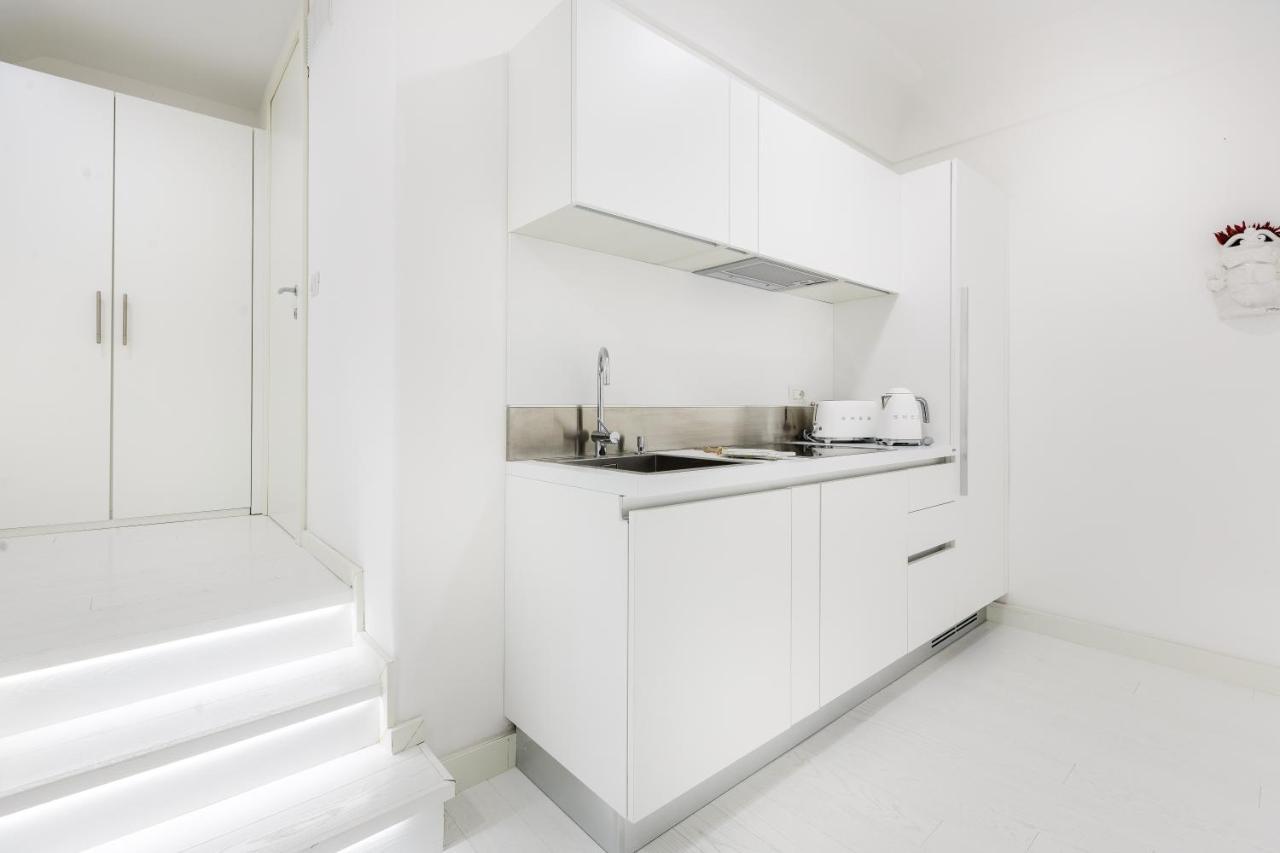 White Stylish Apartment 3 Vico Equense Buitenkant foto